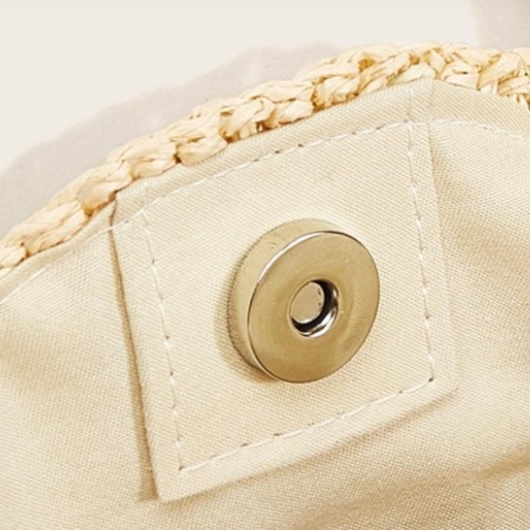 Round Woven Bag - Picture 5 of 7